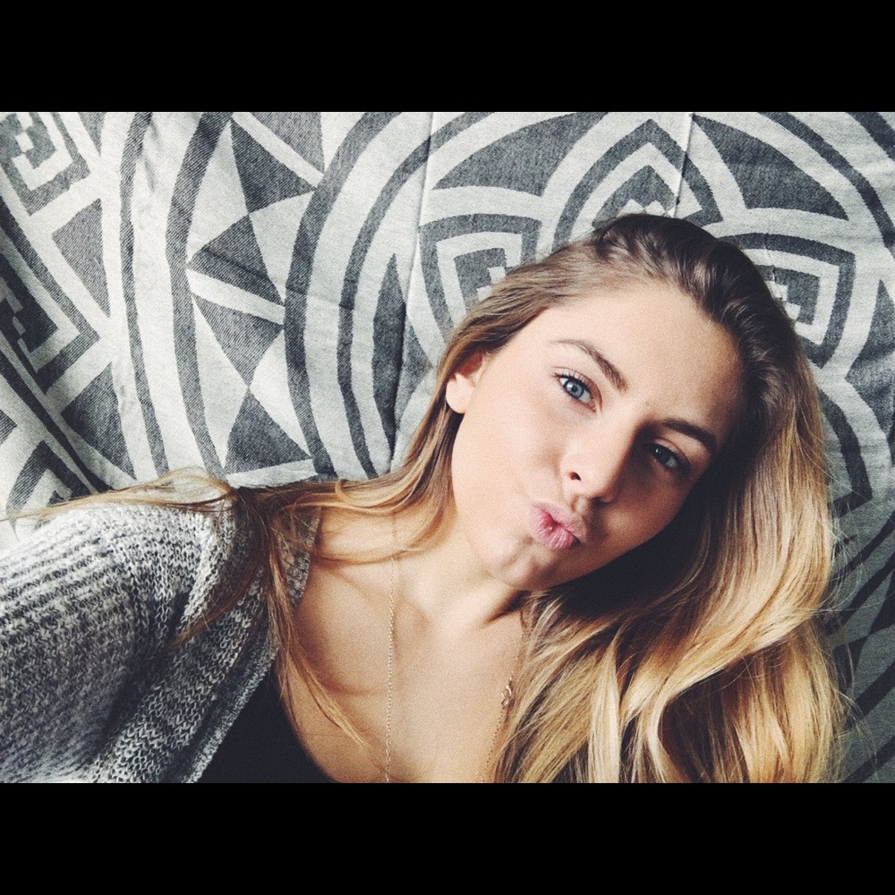 Meet your Posher, Rose